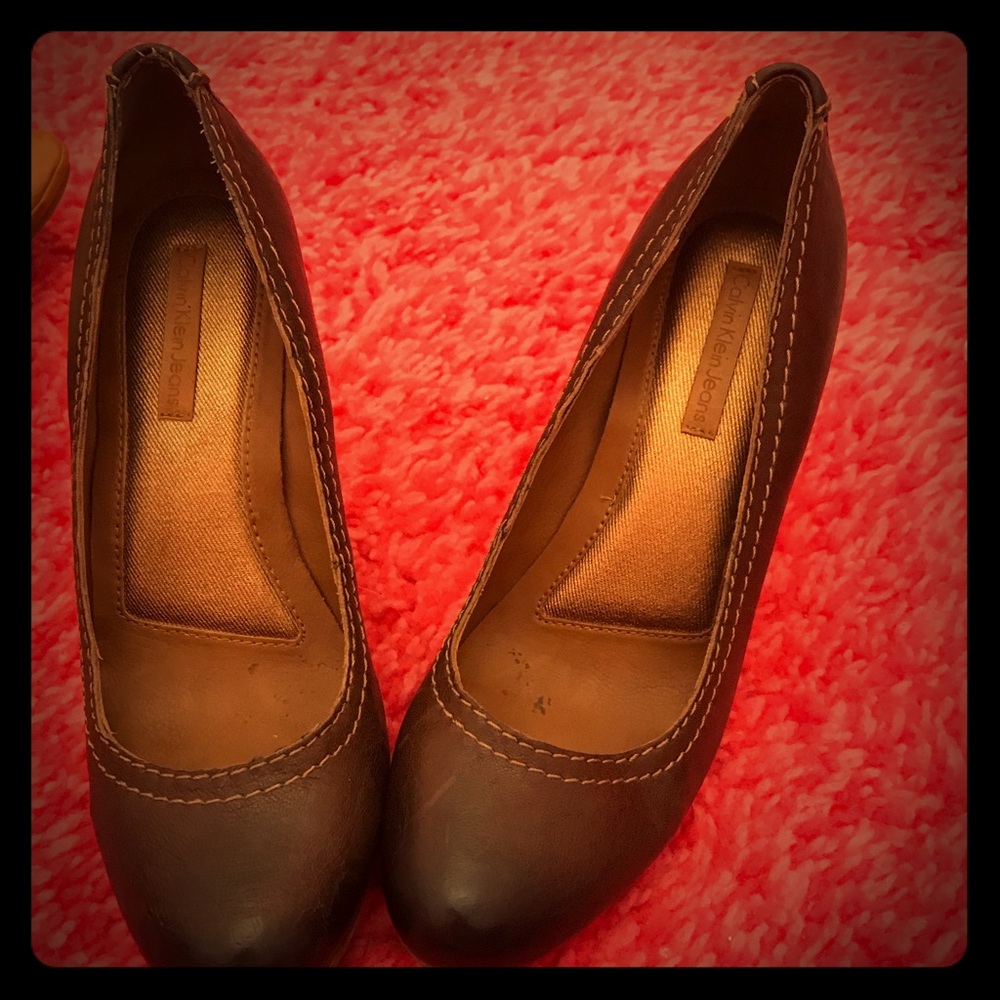 Wedge heels